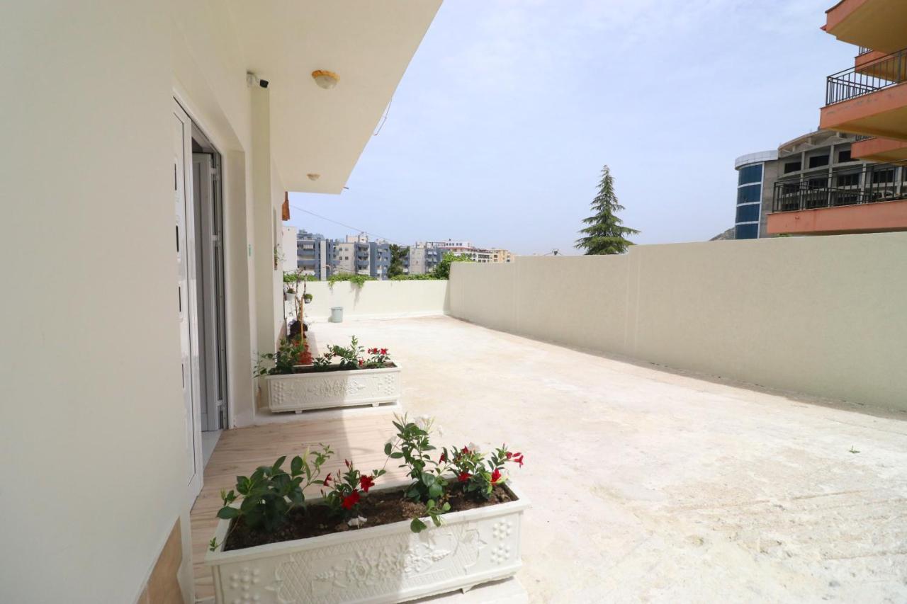 Hotel Kristal Vlorë Eksteriør bilde