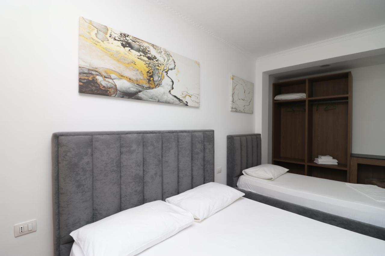 Hotel Kristal Vlorë Eksteriør bilde